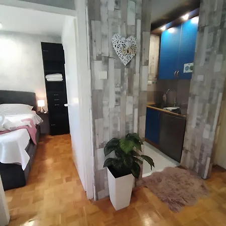 Mrc , Free Parking *