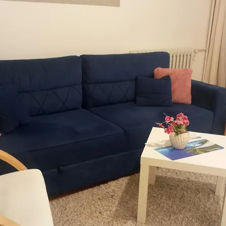 Mrc , Free Parking * Bezanija